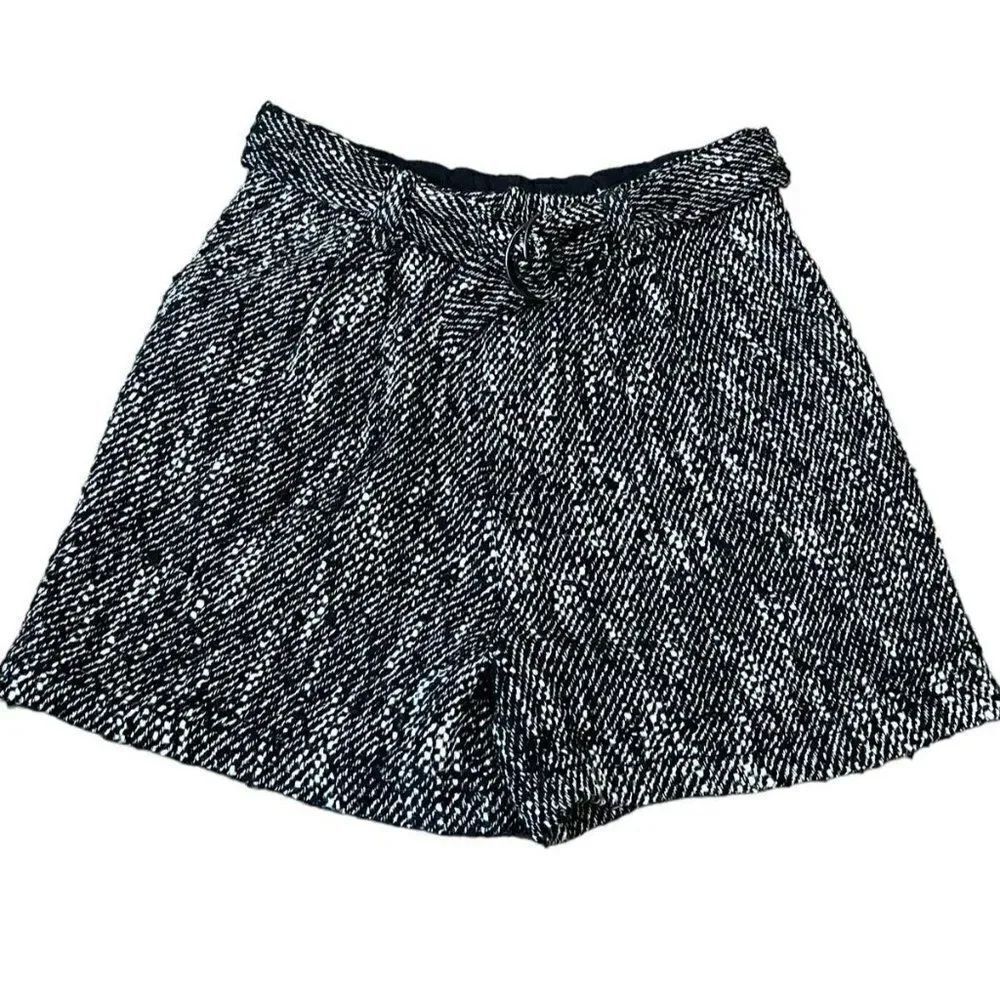 Free People Ladies 4 Black Twill Shorts Heavy Woven Knit Belted High Waisted